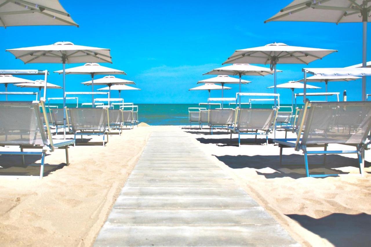 Perla Verde Hotel Milano Marittima Dış mekan fotoğraf