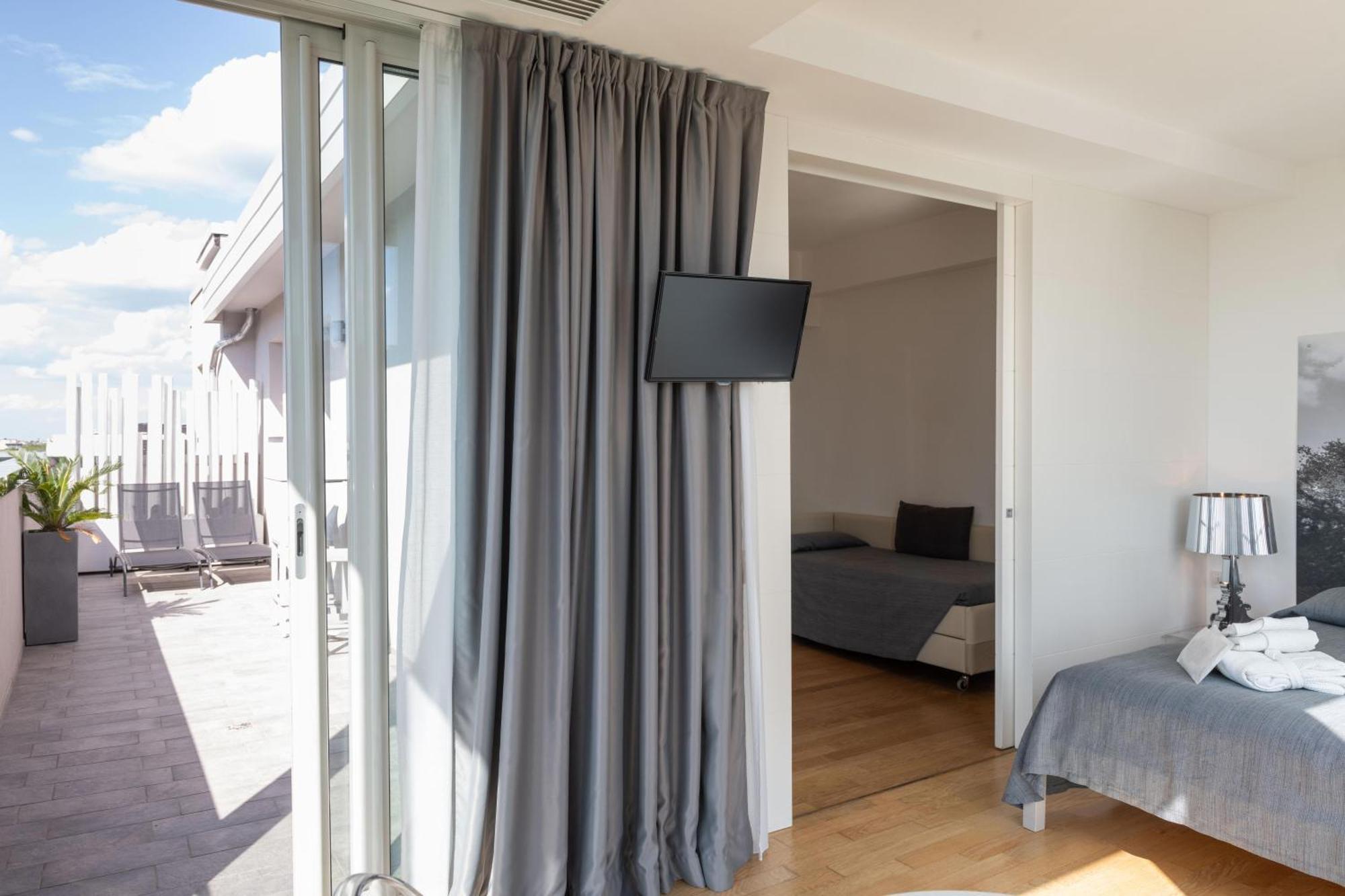 Perla Verde Hotel Milano Marittima Dış mekan fotoğraf