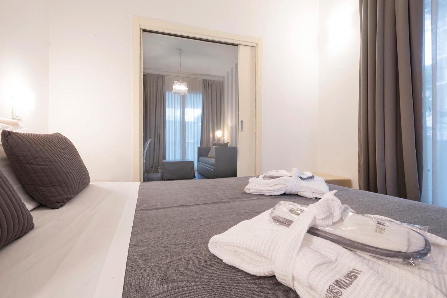 Perla Verde Hotel Milano Marittima Dış mekan fotoğraf