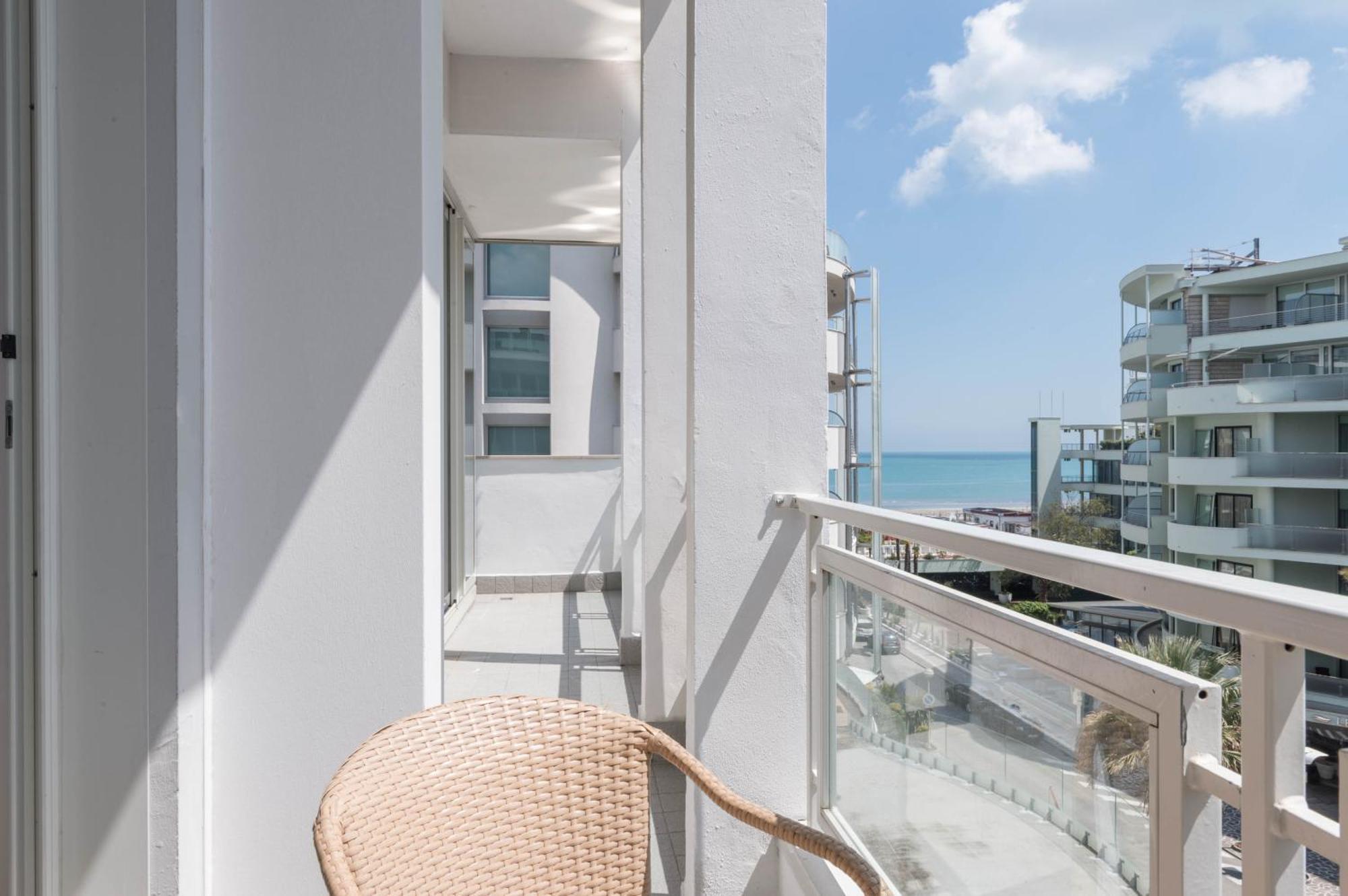 Perla Verde Hotel Milano Marittima Dış mekan fotoğraf