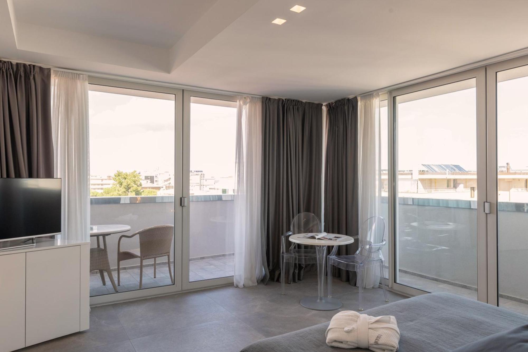 Perla Verde Hotel Milano Marittima Dış mekan fotoğraf